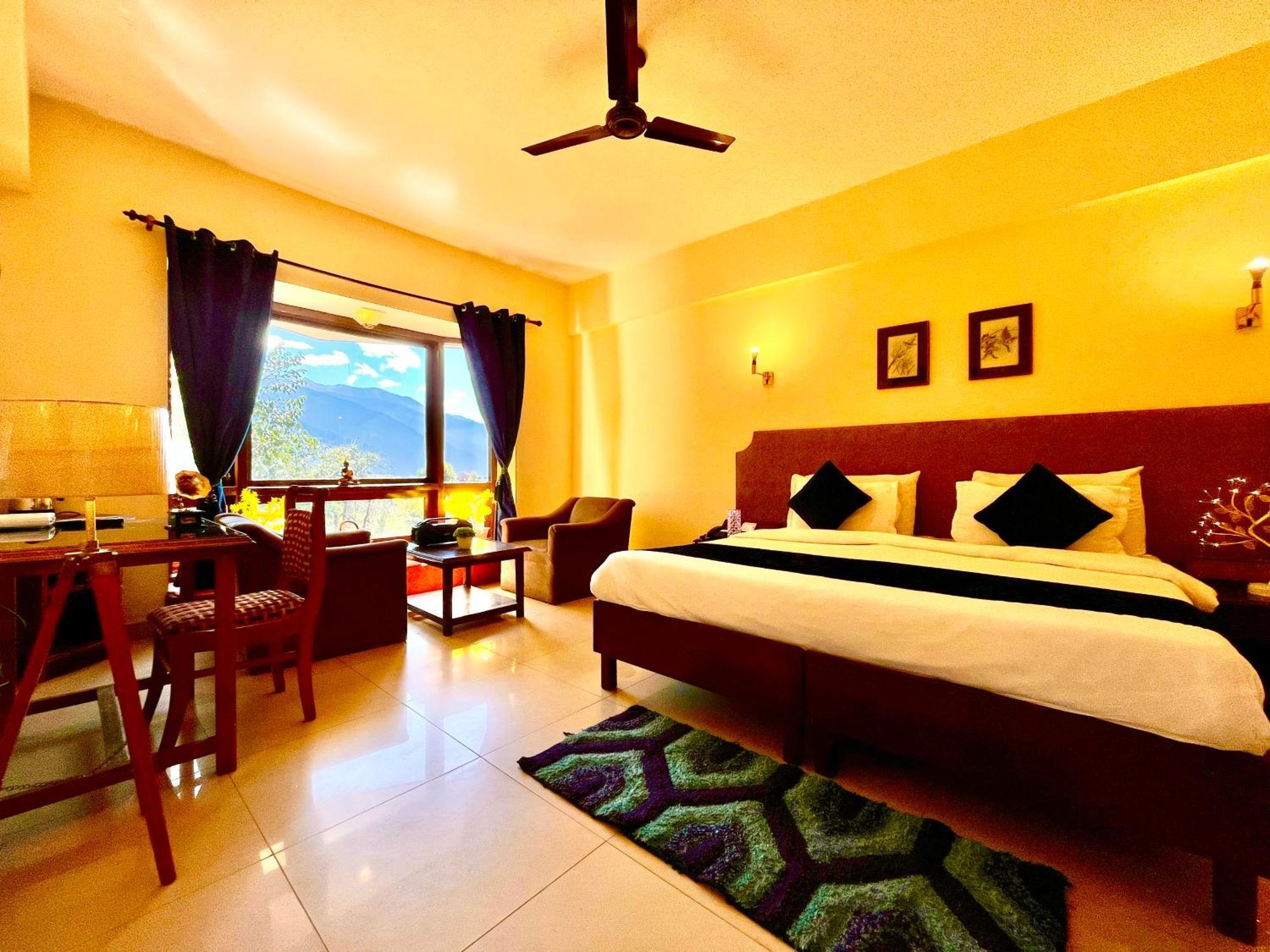 Sagar Resort !! Mountain View ! Luxury Stay ! Family Resort ! Private Parking ! Near Mall Road Manali  Exterior photo