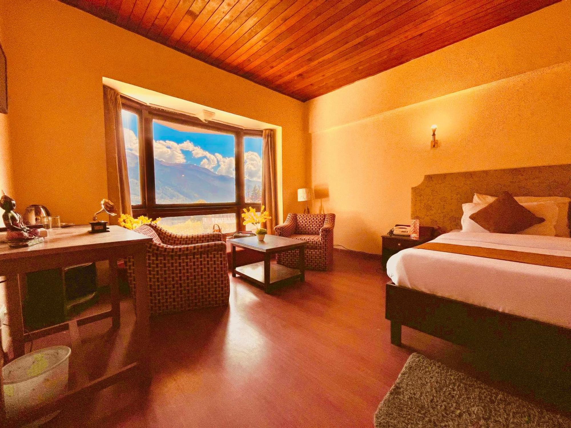Sagar Resort !! Mountain View ! Luxury Stay ! Family Resort ! Private Parking ! Near Mall Road Manali  Exterior photo