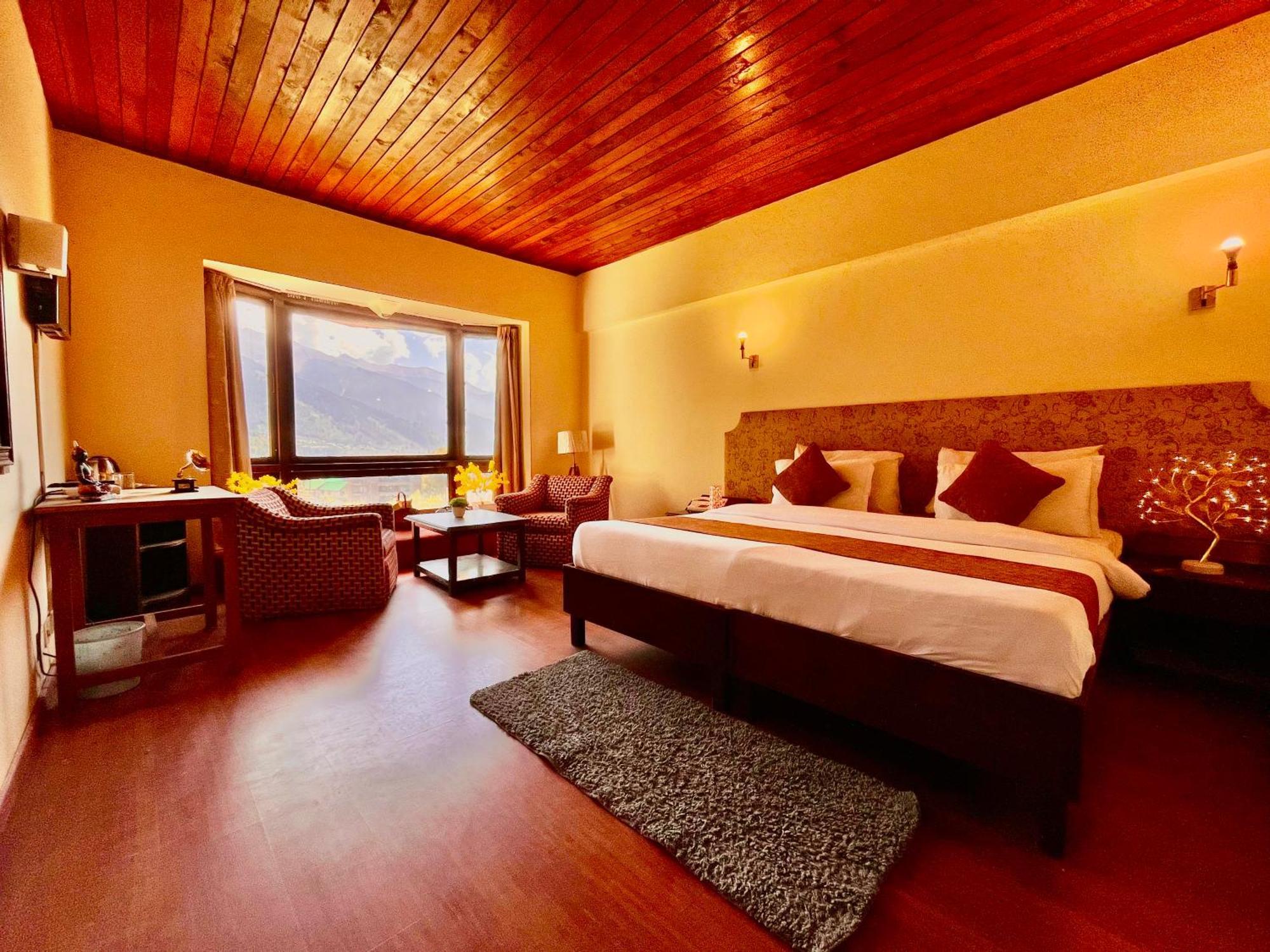 Sagar Resort !! Mountain View ! Luxury Stay ! Family Resort ! Private Parking ! Near Mall Road Manali  Exterior photo